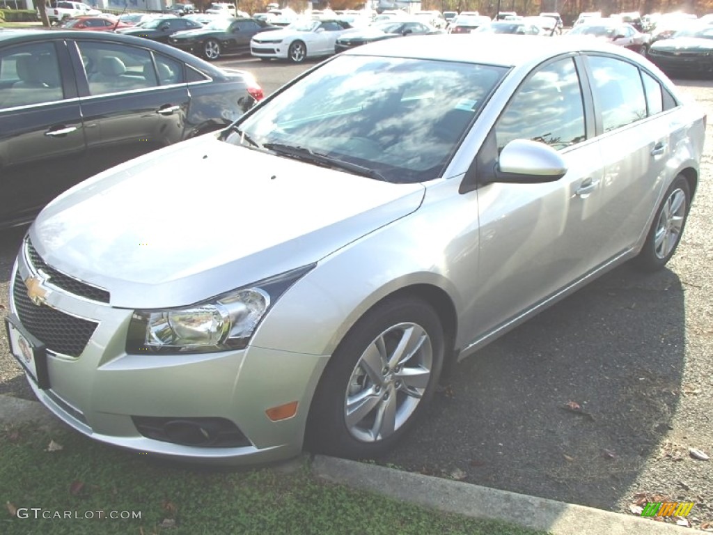 Silver Ice Metallic Chevrolet Cruze