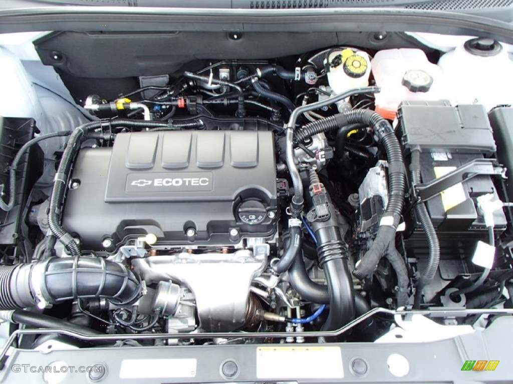 2014 Chevrolet Cruze LTZ Engine Photos