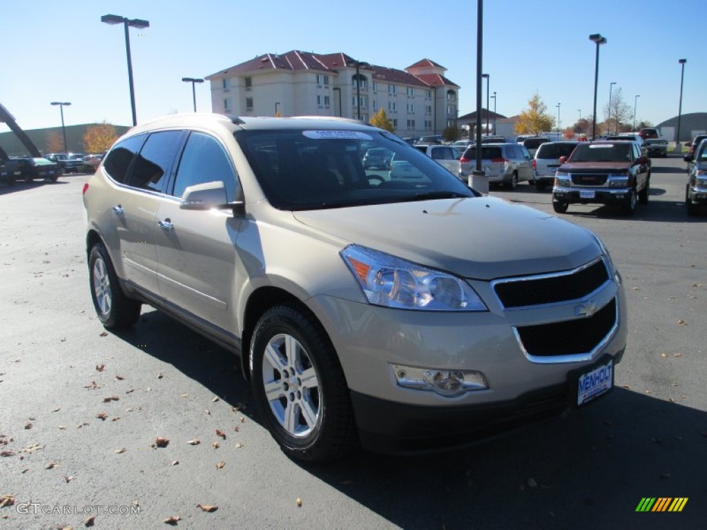 Gold Mist Metallic Chevrolet Traverse