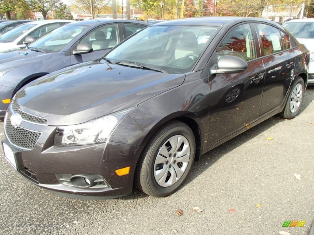 2014 Cruze LS - Tungsten Metallic / Jet Black/Medium Titanium photo #1