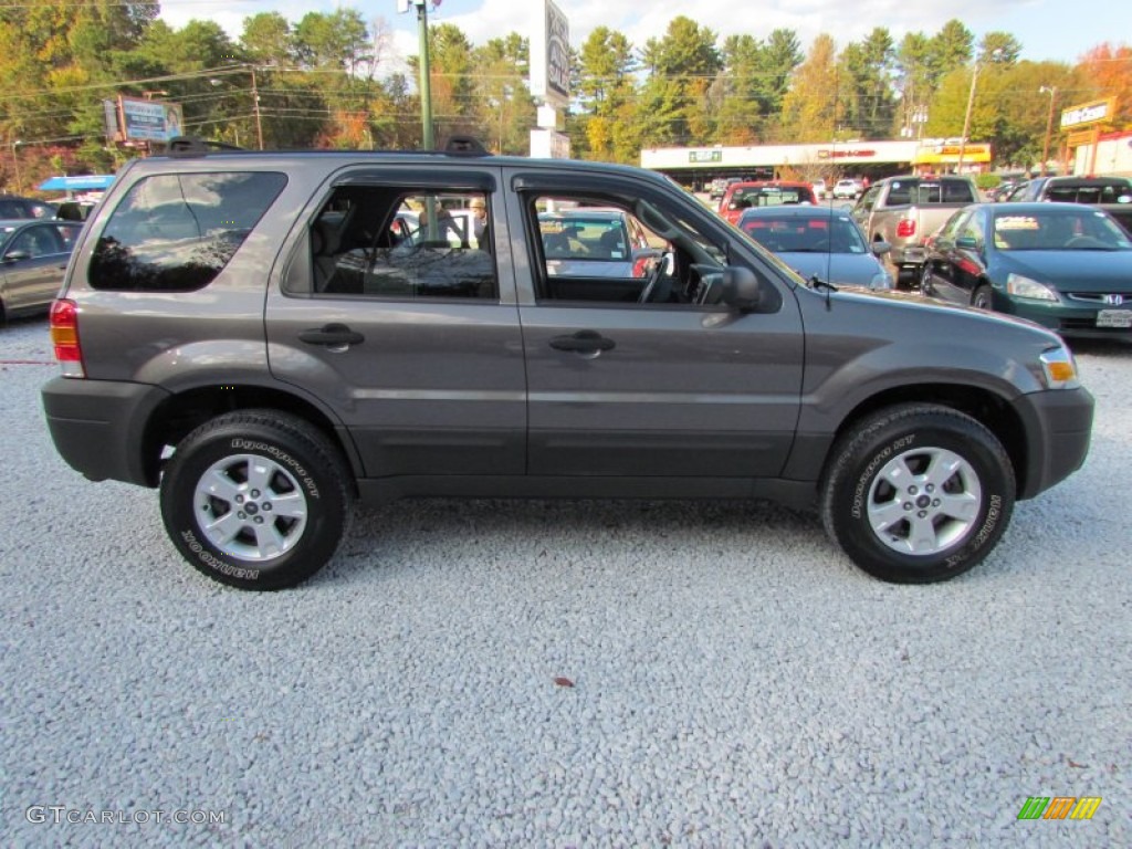 2006 Escape XLT V6 4WD - Dark Stone Metallic / Medium/Dark Flint photo #3