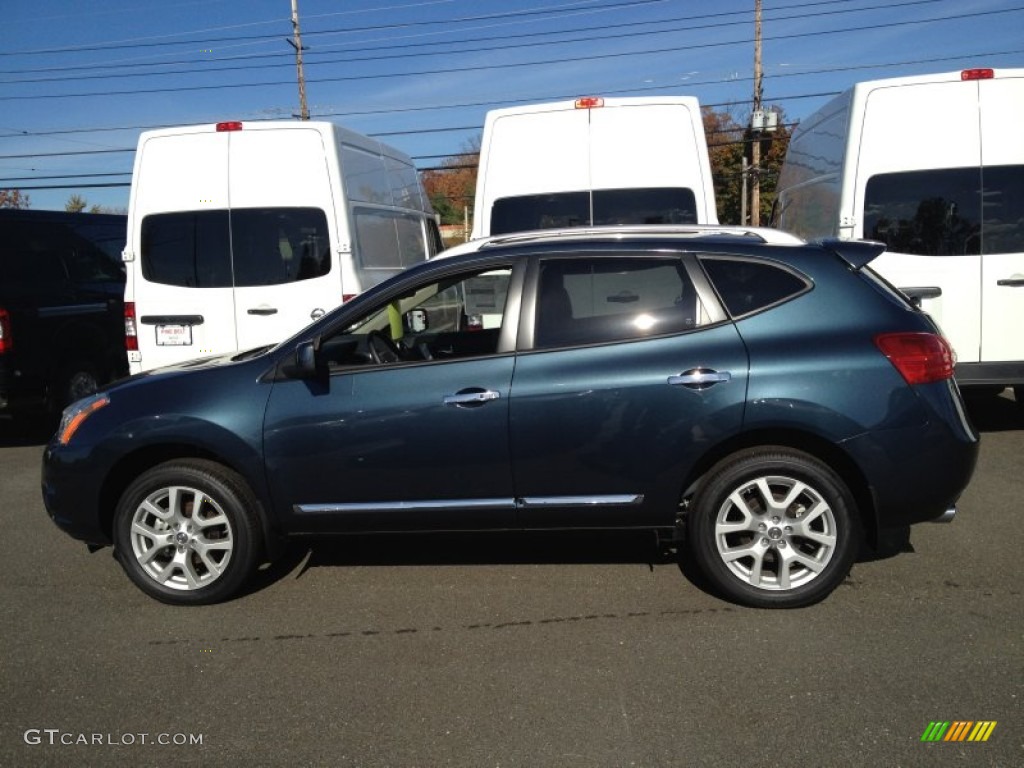 2013 Rogue SV AWD - Graphite Blue / Black photo #4