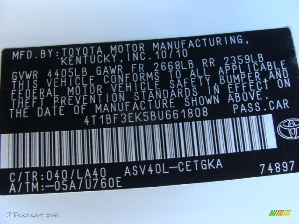 2011 Camry XLE - Super White / Bisque photo #15