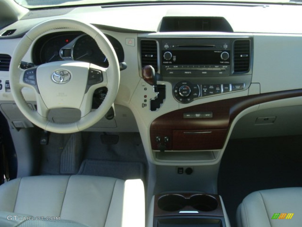 2011 Sienna XLE AWD - South Pacific Blue Pearl / Light Gray photo #9