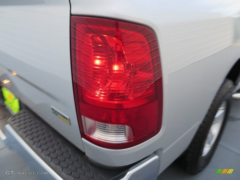 2011 Ram 1500 SLT Crew Cab - Bright Silver Metallic / Dark Slate Gray/Medium Graystone photo #20