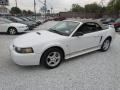 Oxford White 2002 Ford Mustang V6 Convertible Exterior