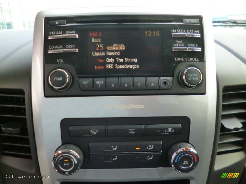 2014 Nissan Titan Pro-4X Crew Cab 4x4 Controls Photo #87570718