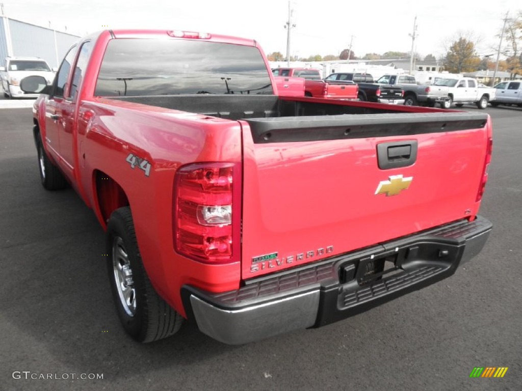 2012 Silverado 1500 LS Extended Cab 4x4 - Victory Red / Dark Titanium photo #18