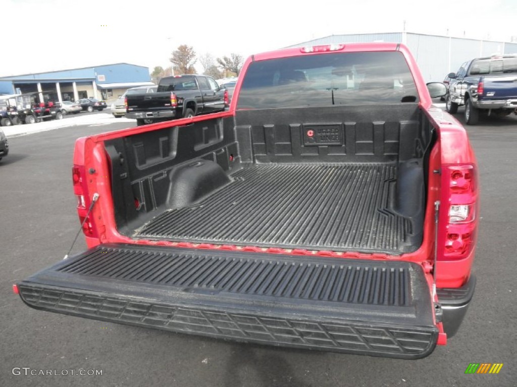 2012 Silverado 1500 LS Extended Cab 4x4 - Victory Red / Dark Titanium photo #19