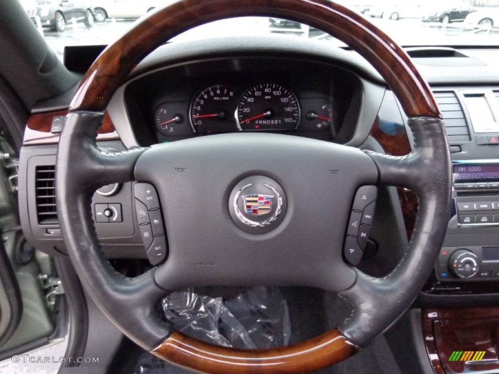 2007 Cadillac DTS Performance Steering Wheel Photos