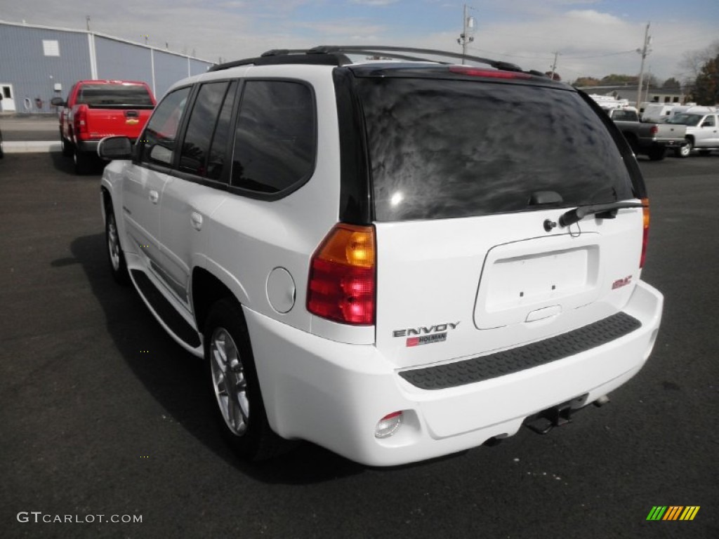 2009 Envoy Denali 4x4 - Summit White / Light Gray photo #26