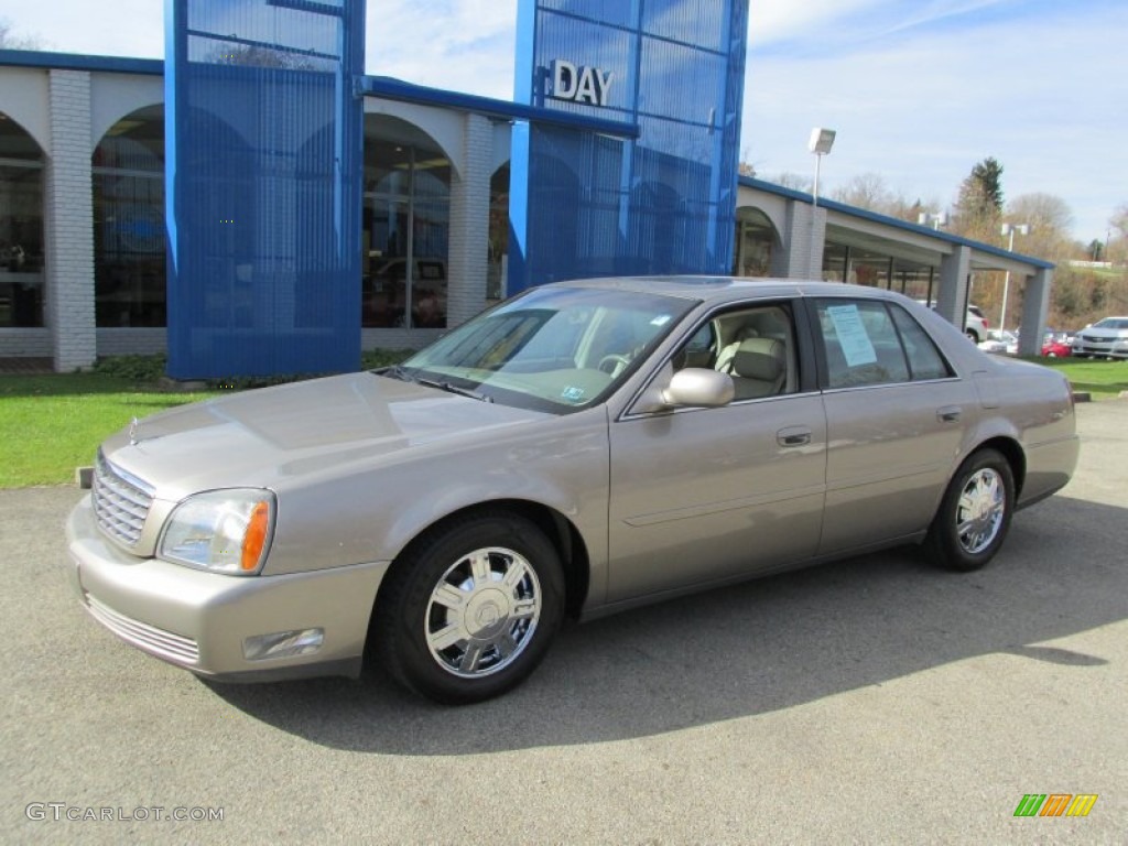 2003 DeVille Sedan - Bronzemist / Oatmeal photo #1