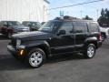 Brilliant Black Crystal Pearl 2009 Jeep Liberty Sport 4x4