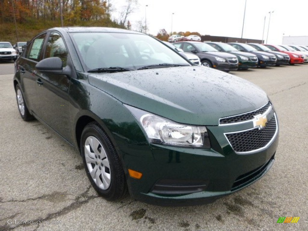2014 Cruze LS - Rainforest Green Metallic / Jet Black/Medium Titanium photo #7