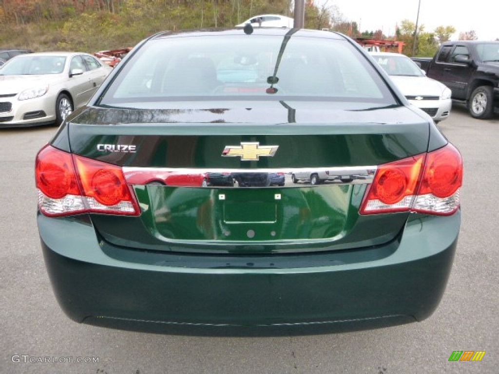 2014 Cruze LS - Rainforest Green Metallic / Jet Black/Medium Titanium photo #4