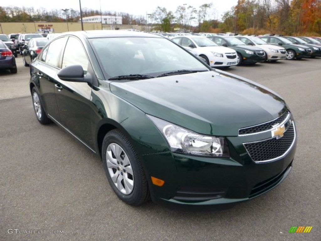 2014 Cruze LS - Rainforest Green Metallic / Jet Black/Medium Titanium photo #7
