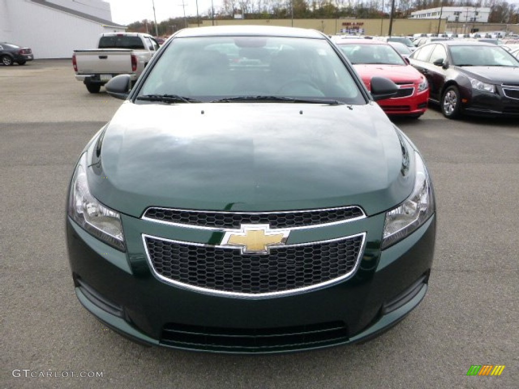 2014 Cruze LS - Rainforest Green Metallic / Jet Black/Medium Titanium photo #8