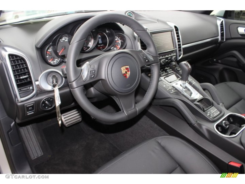 Black Interior 2013 Porsche Cayenne S Hybrid Photo #87582793