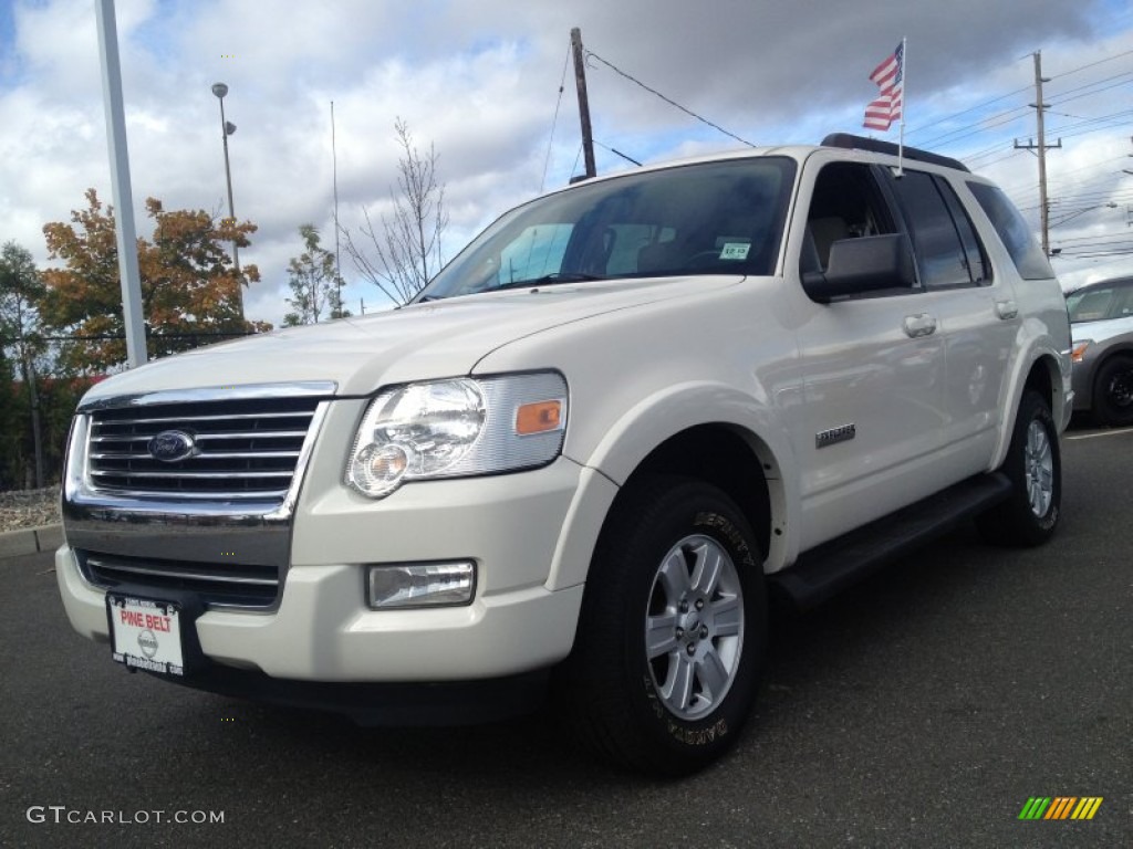 2008 Explorer XLT 4x4 - Oxford White / Black/Stone photo #1