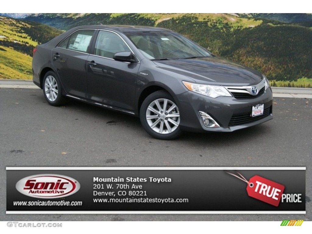 2014 Camry Hybrid XLE - Magnetic Gray Metallic / Ash photo #1