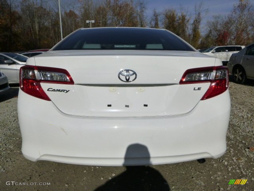 2014 Camry LE - Super White / Ash photo #4