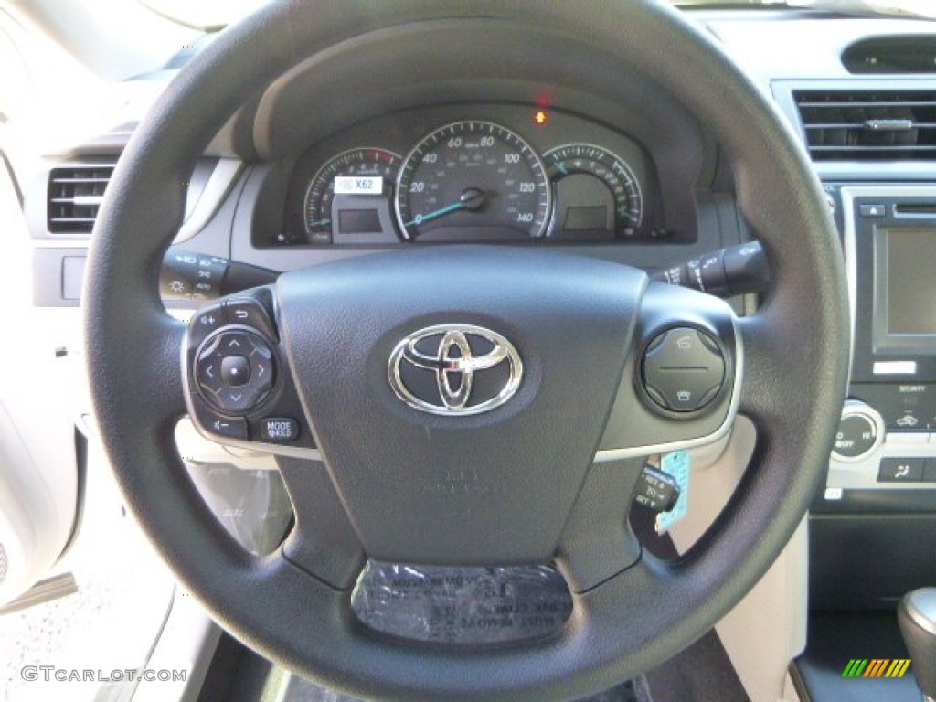 2014 Camry LE - Super White / Ash photo #17