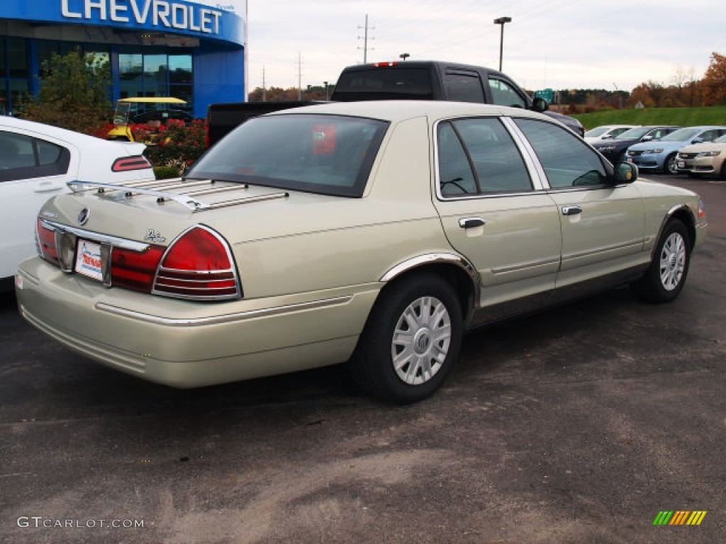 2004 Grand Marquis GS - Silver Birch Metallic / Dark Charcoal photo #3
