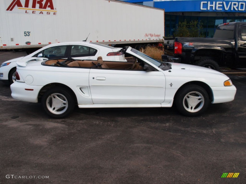 1997 Mustang V6 Convertible - Crystal White / Saddle photo #1
