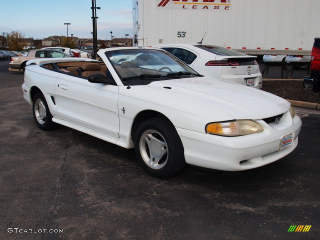 1997 Mustang V6 Convertible - Crystal White / Saddle photo #3