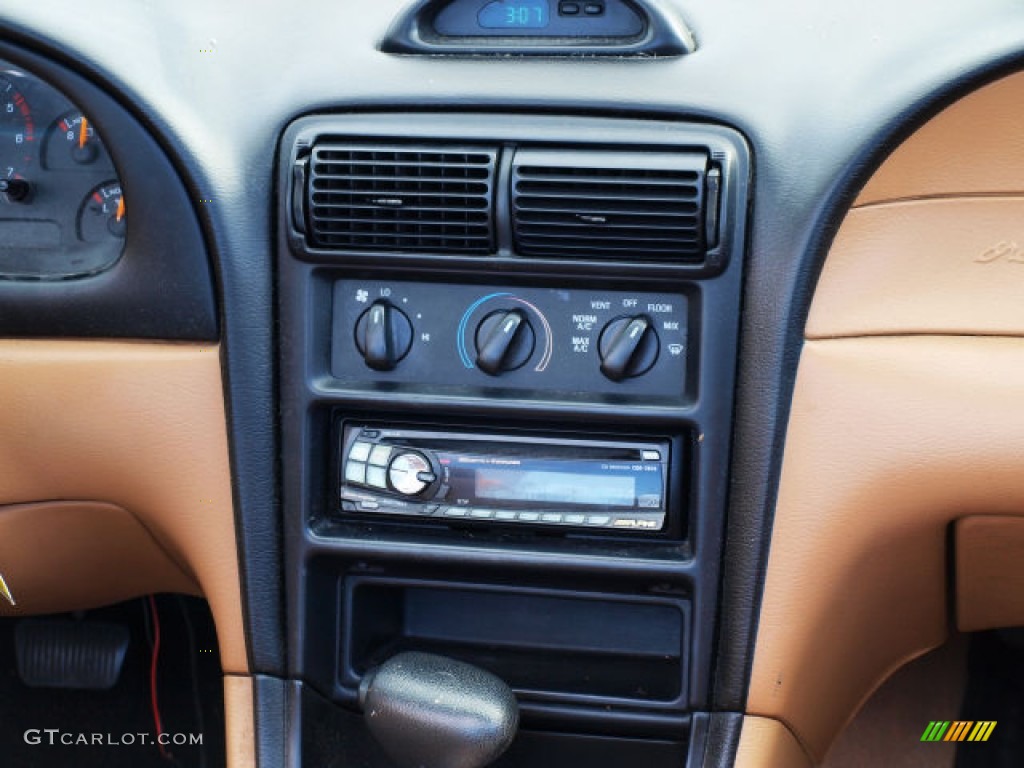 1997 Mustang V6 Convertible - Crystal White / Saddle photo #12