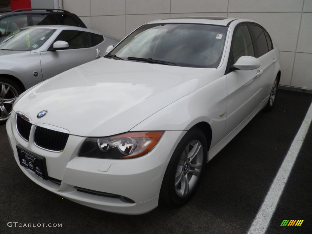 2008 3 Series 328xi Sedan - Alpine White / Beige photo #1