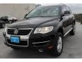 Black Uni - Touareg 2 VR6 Photo No. 3