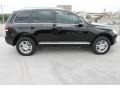 Black Uni - Touareg 2 VR6 Photo No. 11