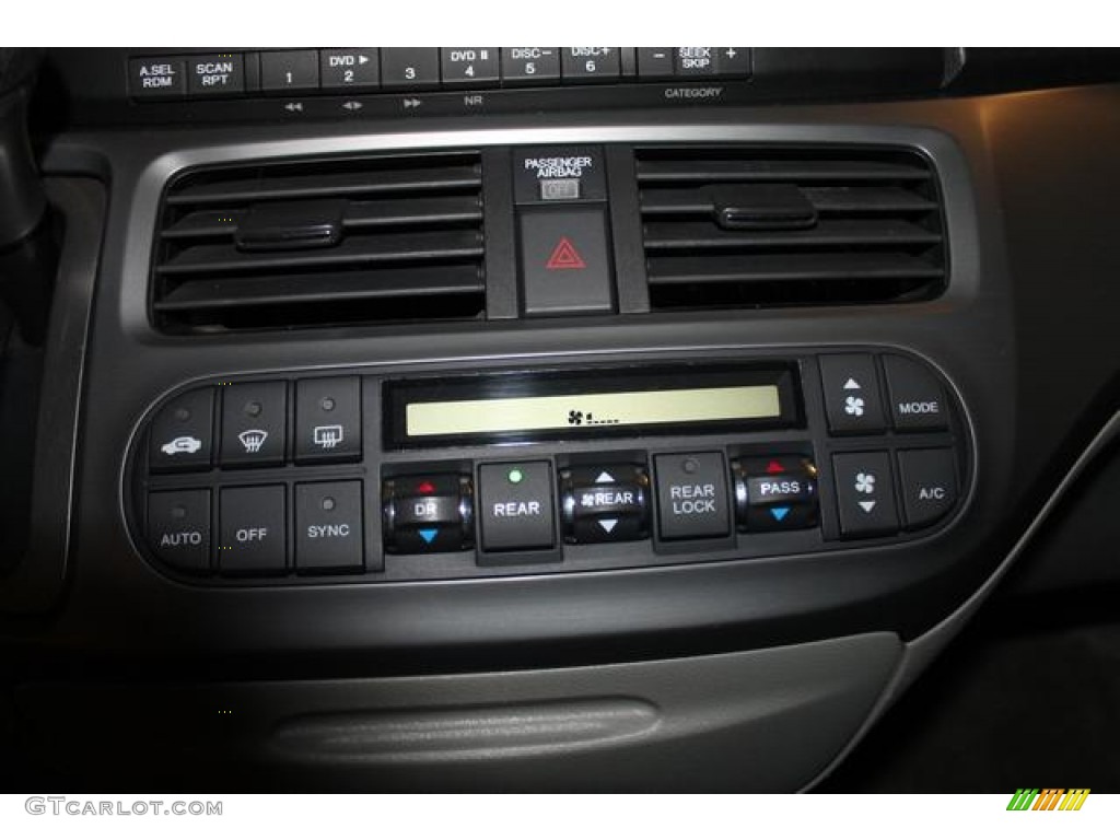 2005 Odyssey EX-L - Silver Pearl Metallic / Gray photo #29