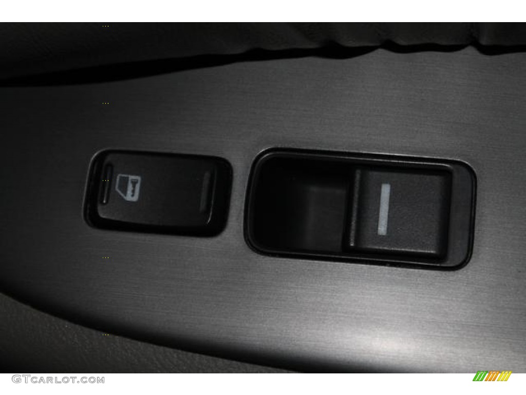 2005 Odyssey EX-L - Silver Pearl Metallic / Gray photo #47