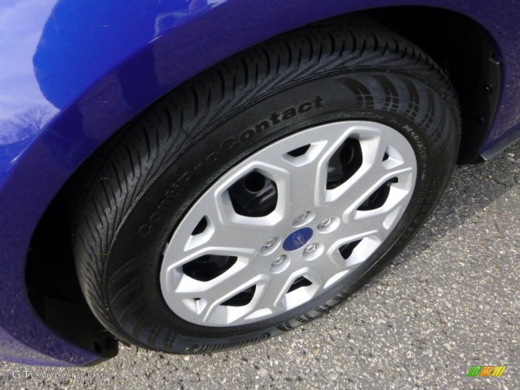 2012 Focus SE Sedan - Sonic Blue Metallic / Charcoal Black photo #7
