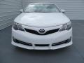 2014 Super White Toyota Camry SE  photo #8