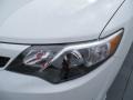 2014 Super White Toyota Camry SE  photo #9