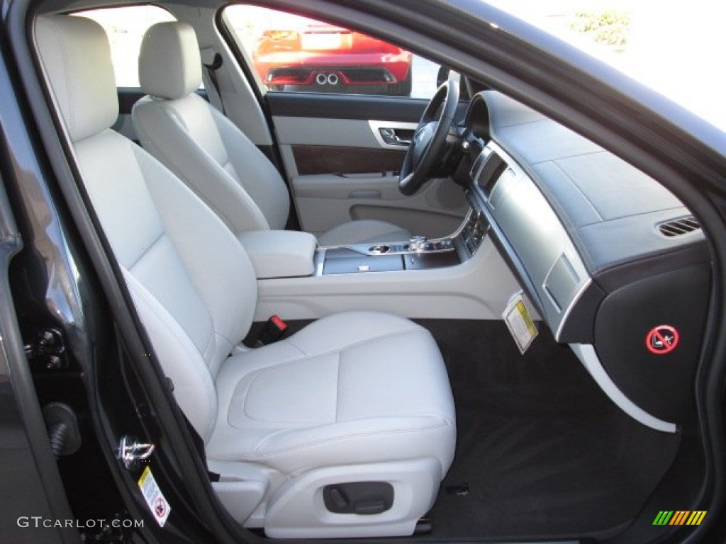 2013 Jaguar XF I4 T Front Seat Photos