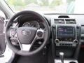 2014 Super White Toyota Camry SE  photo #27