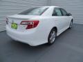 Super White - Camry SE Photo No. 4