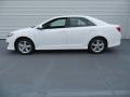 Super White - Camry SE Photo No. 6