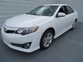 Super White - Camry SE Photo No. 7