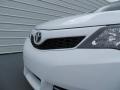 Super White - Camry SE Photo No. 11