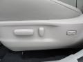 Classic Silver Metallic - Venza XLE Photo No. 29