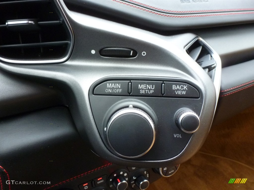 2010 Ferrari 458 Italia Controls Photo #87602536