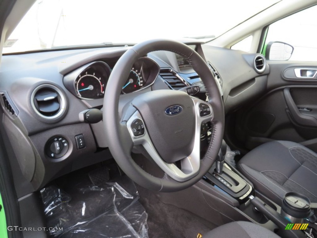 Charcoal Black Interior 2014 Ford Fiesta SE Hatchback Photo #87602944