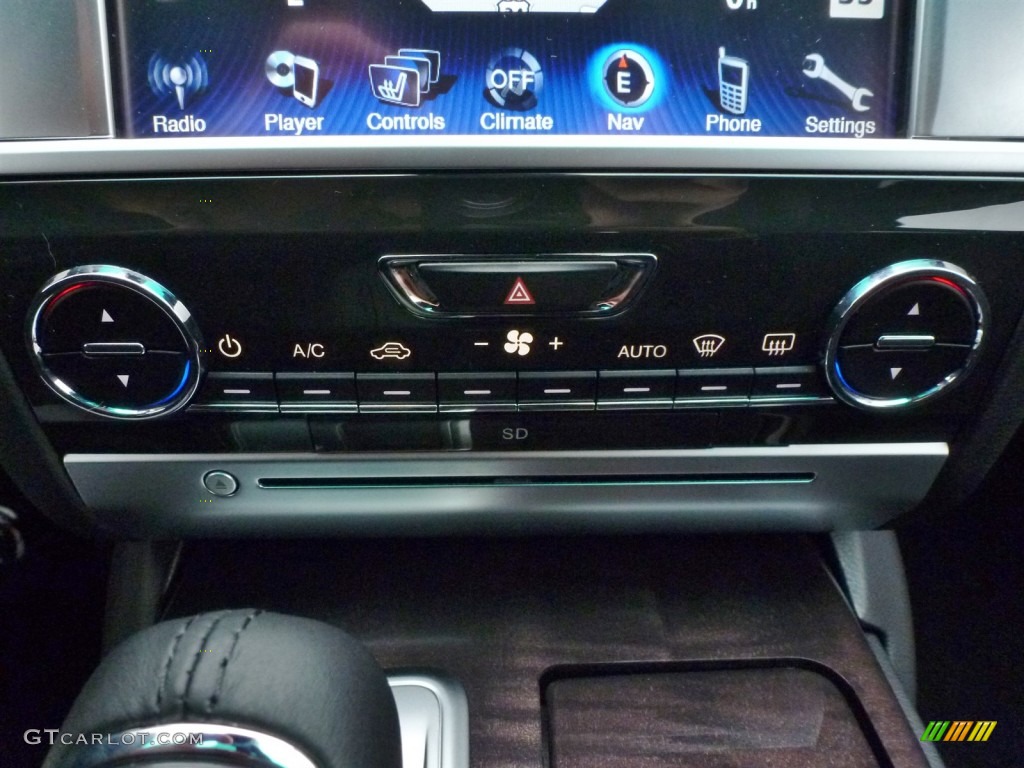 2014 Maserati Quattroporte S Q4 AWD Controls Photo #87603669