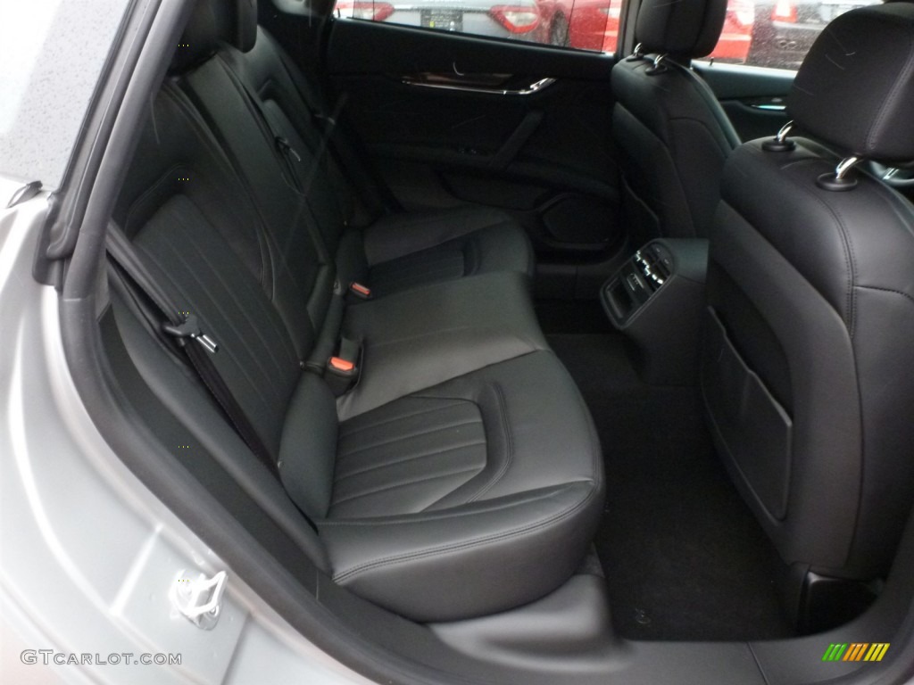 2014 Maserati Quattroporte S Q4 AWD Rear Seat Photo #87603904