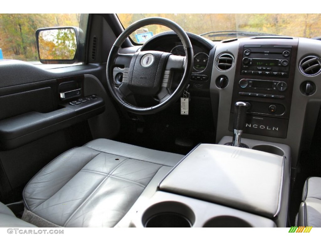 2006 Mark LT SuperCrew 4x4 - Black / Dove Grey photo #35